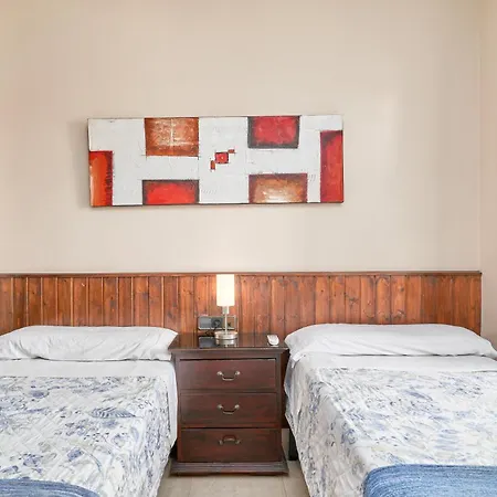 Yaiza Apartman *